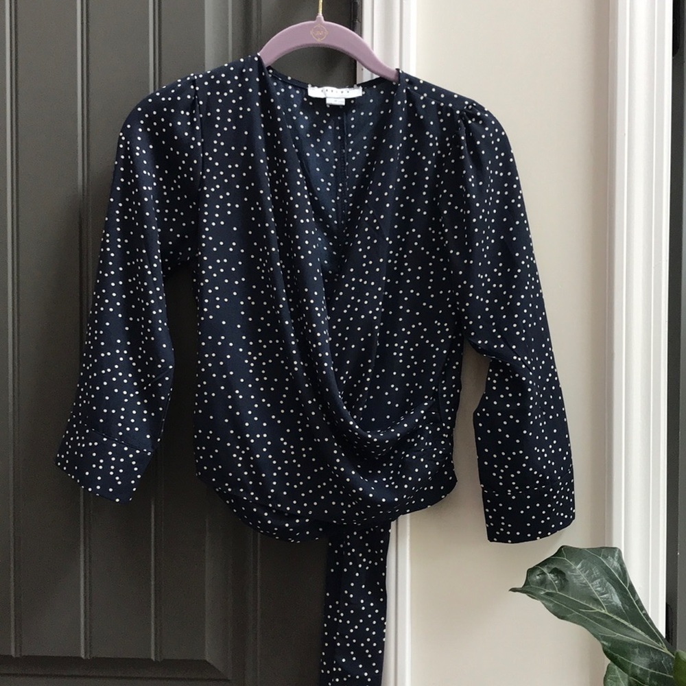 Navy polka dot top S